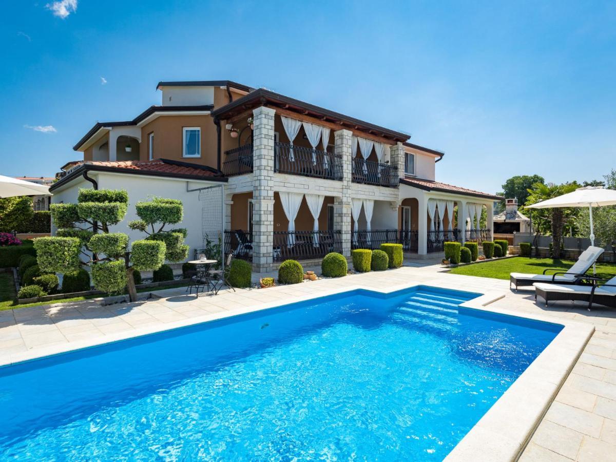 Apartment Cancar-1 By Interhome Πόρετς Εξωτερικό φωτογραφία
