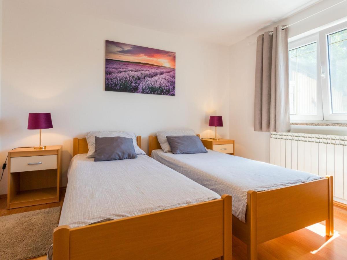 Apartment Cancar-1 By Interhome Πόρετς Εξωτερικό φωτογραφία