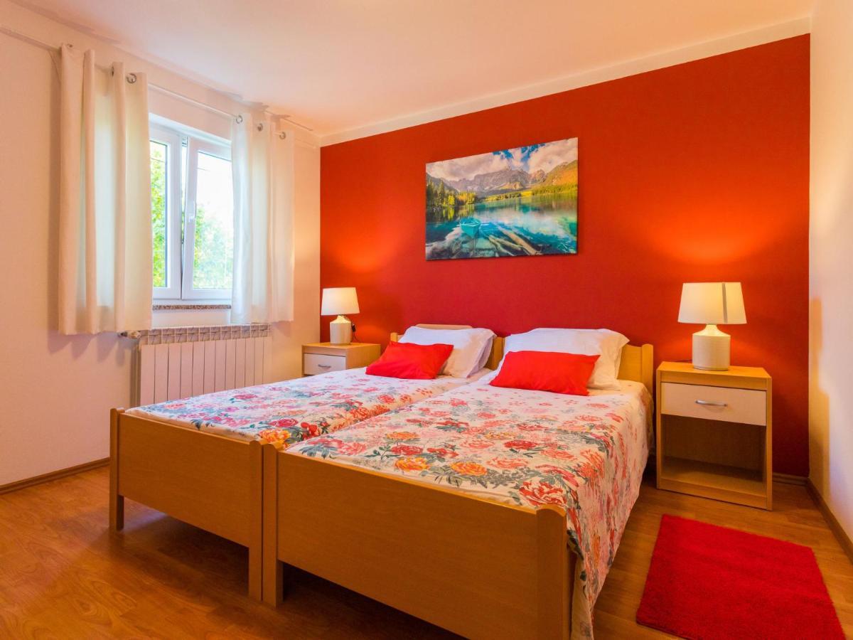 Apartment Cancar-1 By Interhome Πόρετς Εξωτερικό φωτογραφία